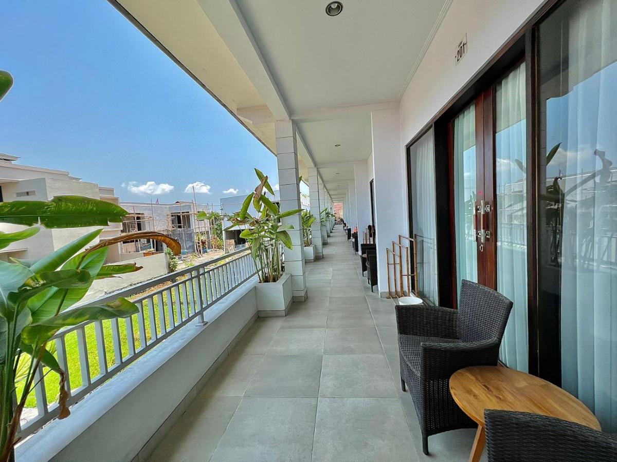 Cg Guesthouse Canggu Esterno foto
