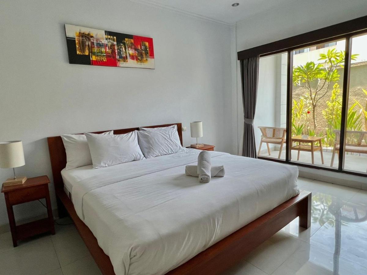 Cg Guesthouse Canggu Esterno foto