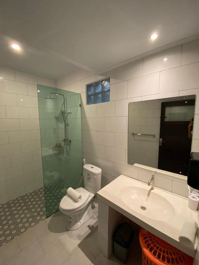 Cg Guesthouse Canggu Esterno foto